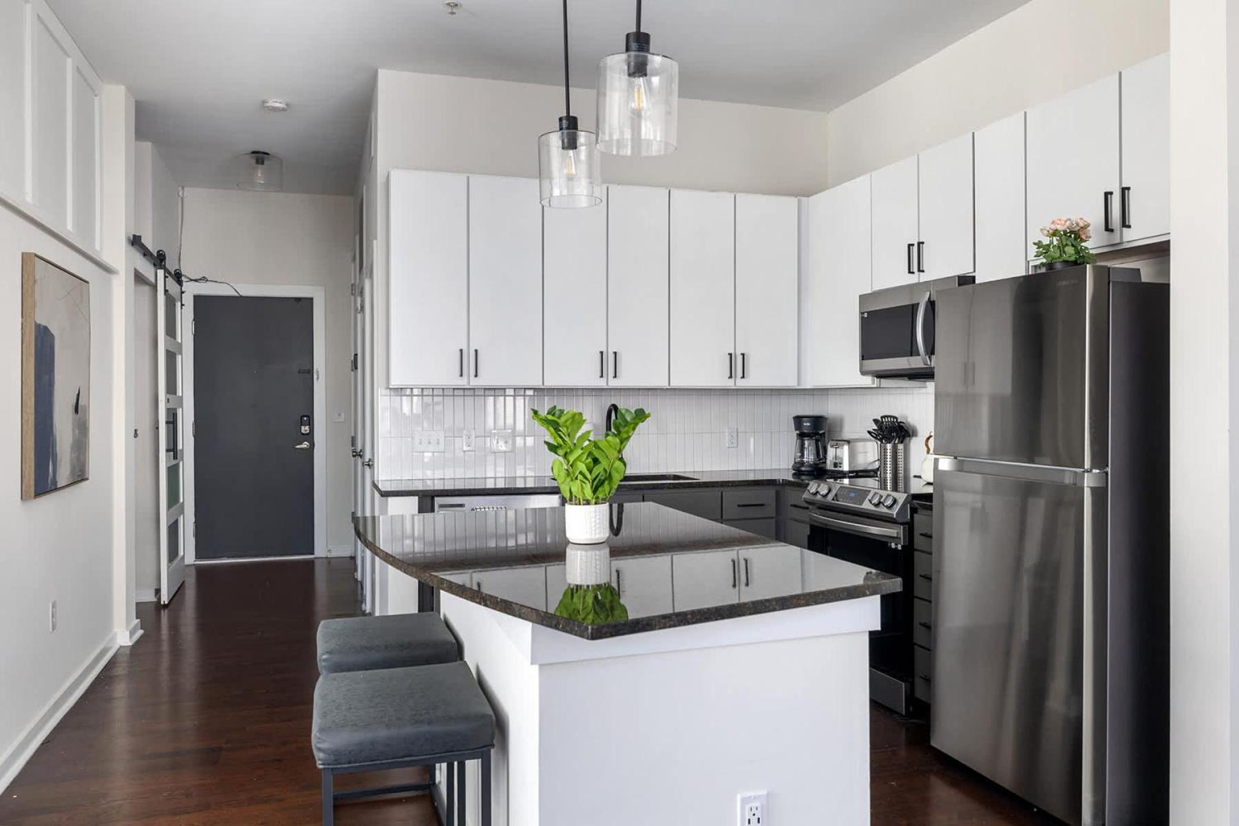 Apartment Spacious 2bd With Private Balcony And Free Parking 2